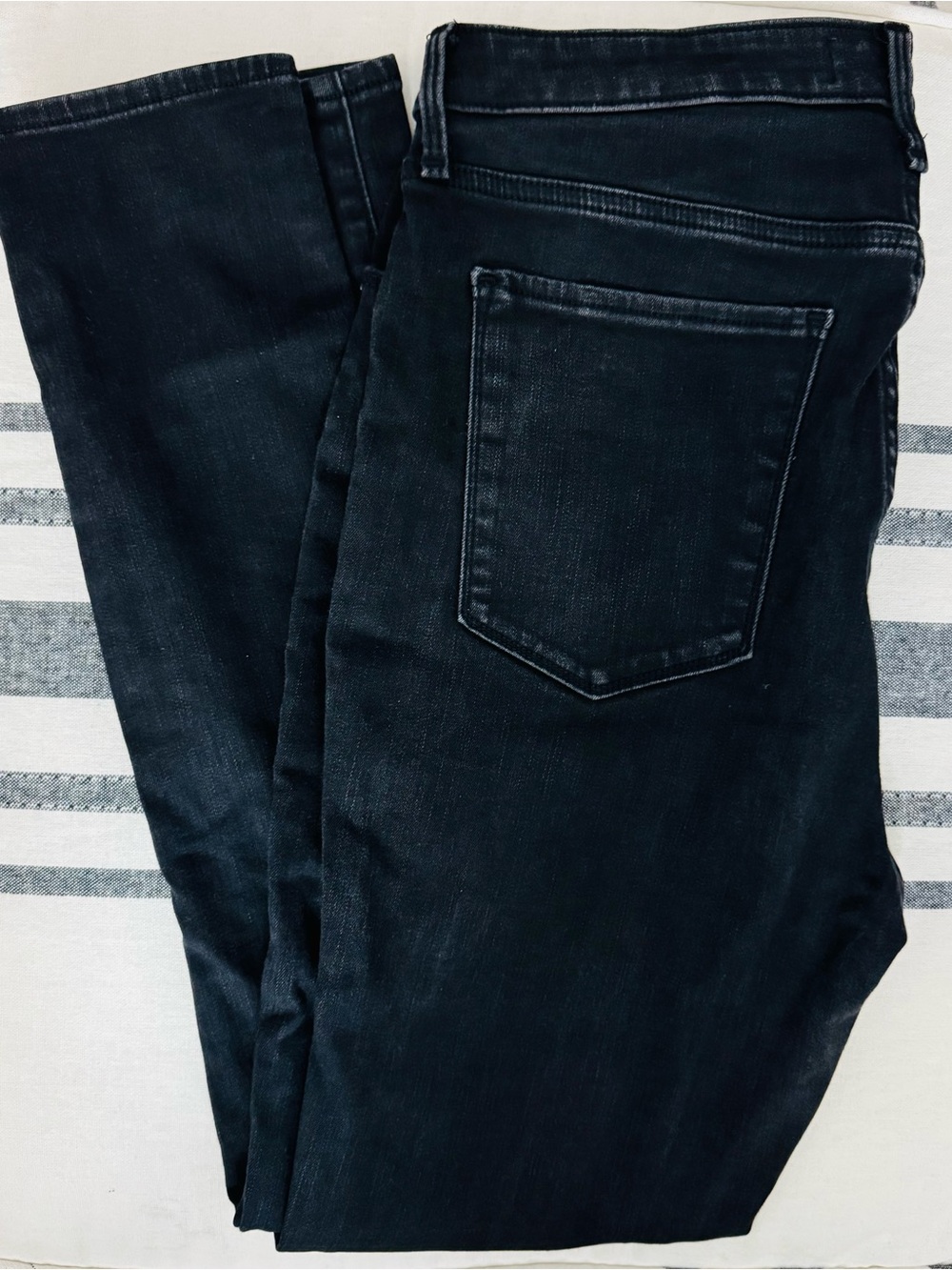 Abercrombie & Fitch Women's Slim Straight Jeans in Black